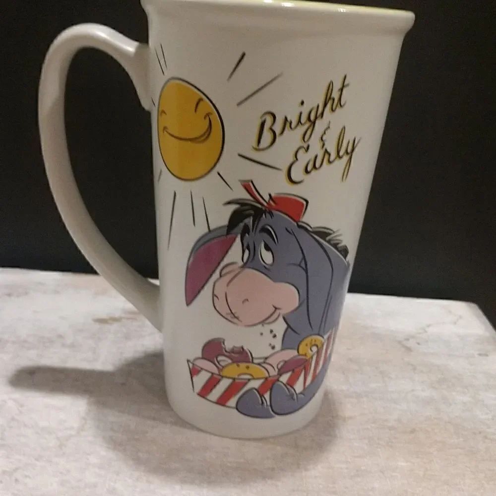👍 Eeyore Mug Bright & Early. C6